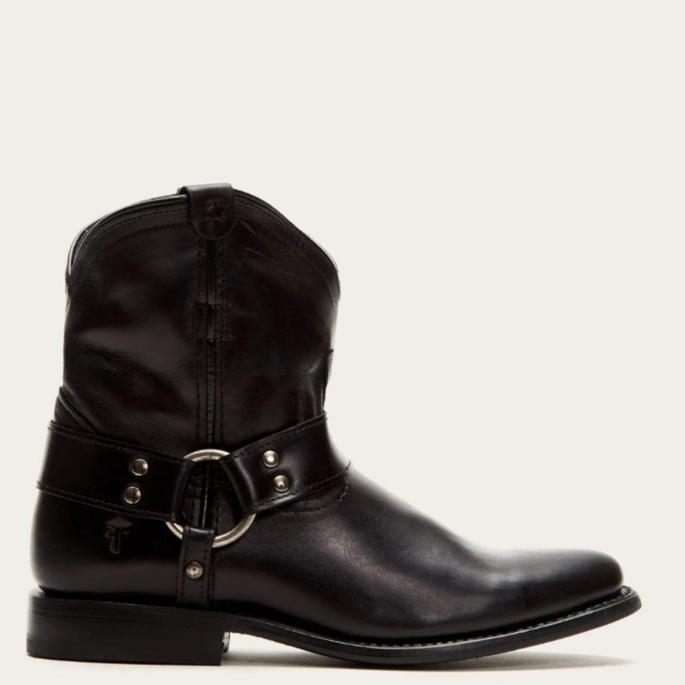 NWT Frye Black Wyatt Harness Short Boots.  Size 9 medium